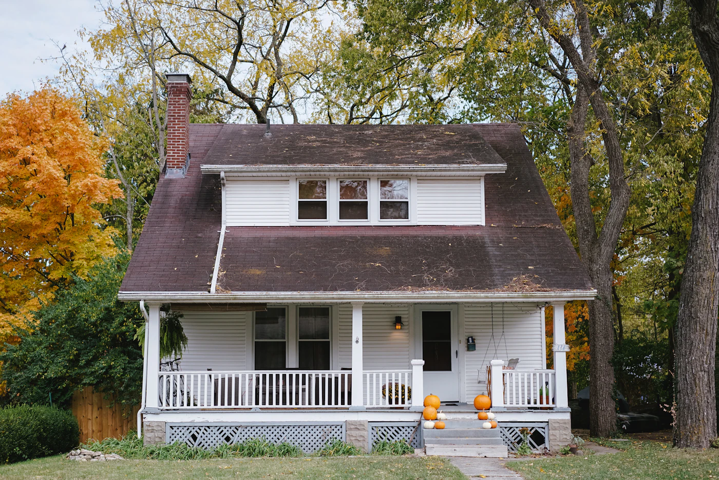 Exterior painting in the Triangle — weather-window scheduled, 10-year manufacturer warranty available